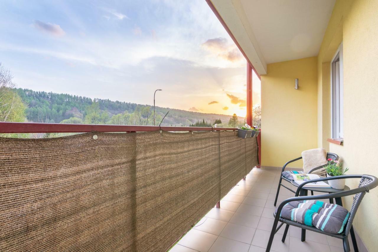 Apartament Optima Ustrzyki Dolne Zewnętrze zdjęcie